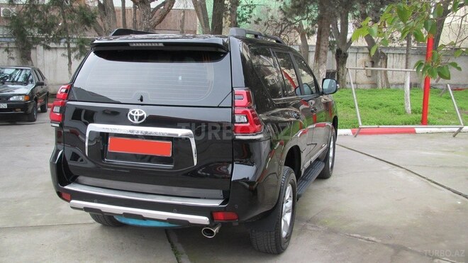 Toyota Land Cruiser Prado 2010, 85,000 km - 2.7 л - Bakı