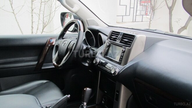 Toyota Land Cruiser Prado 2010, 85,000 km - 2.7 л - Bakı