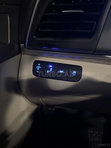 Hyundai Elantra 2020, 81,000 km - 2.0 l - Bakı