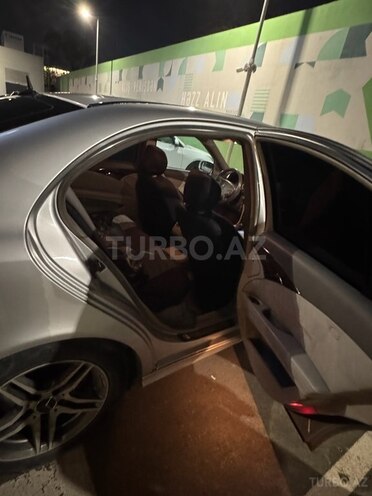 Mercedes E 220 d 2002, 520,000 km - 2.2 л - Bakı