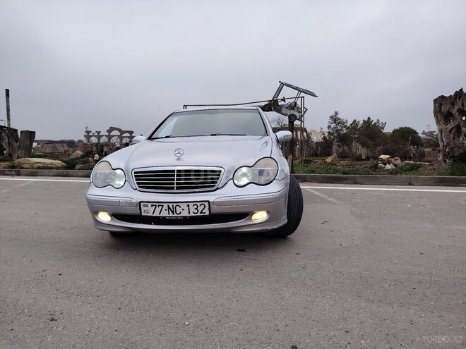 Mercedes C 200 2001, 385,000 km - 2.0 l - Bakı