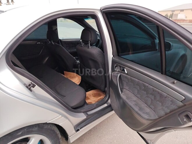 Mercedes C 200 2001, 385,000 km - 2.0 l - Bakı
