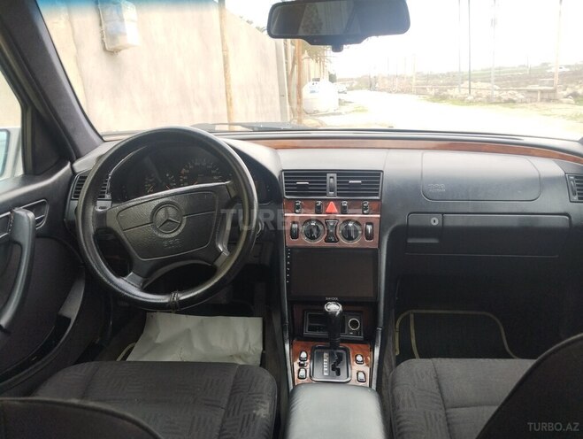 Mercedes C 250 1996, 357,200 km - 2.5 л - Bakı