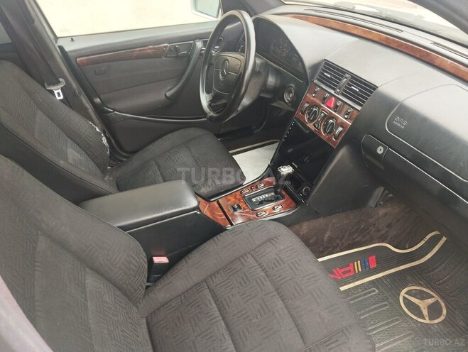 Mercedes C 250 1996, 357,200 km - 2.5 л - Bakı