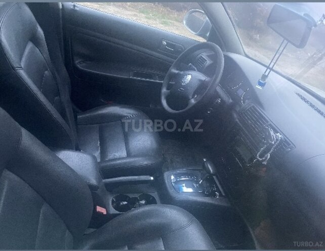 Volkswagen Passat 2004, 250,000 km - 1.8 l - Bakı