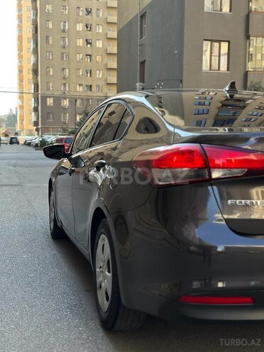 Kia Forte 2017, 170,123 km - 2.0 l - Bakı