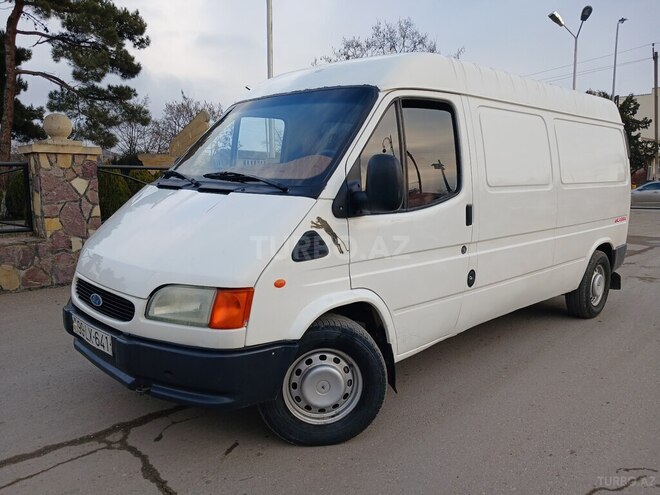 Ford Transit 1998, 359,000 km - 2.5 l - Quba
