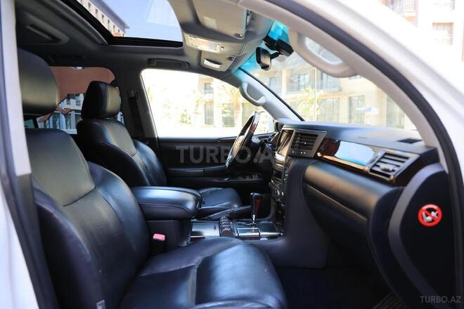 Lexus LX 570-11