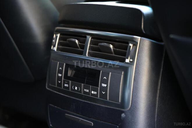 Lexus LX 570-15