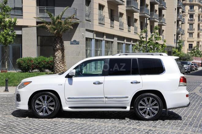 Lexus LX 570-3