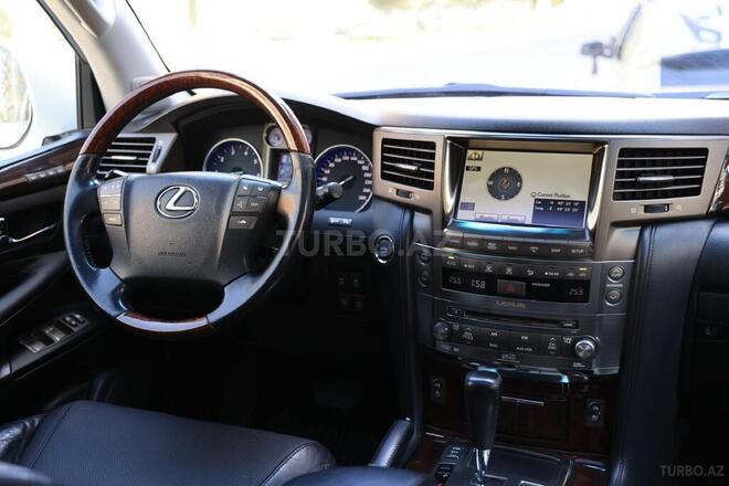 Lexus LX 570-14