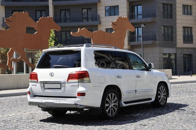 Lexus LX 570-20