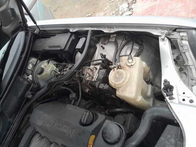 Mercedes E 240 1997, 234,765 km - 2.4 л - Bakı