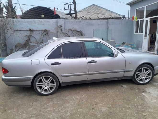 Mercedes E 240 1997, 234,765 km - 2.4 л - Bakı
