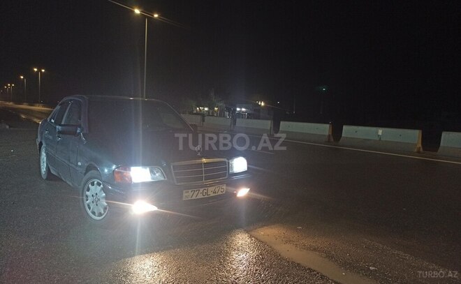 Mercedes C 200 1998, 278,000 km - 2.0 l - Bakı
