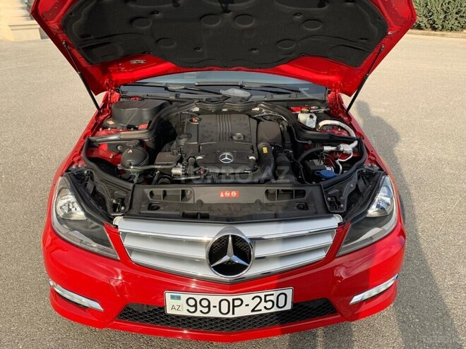Mercedes C 250-13