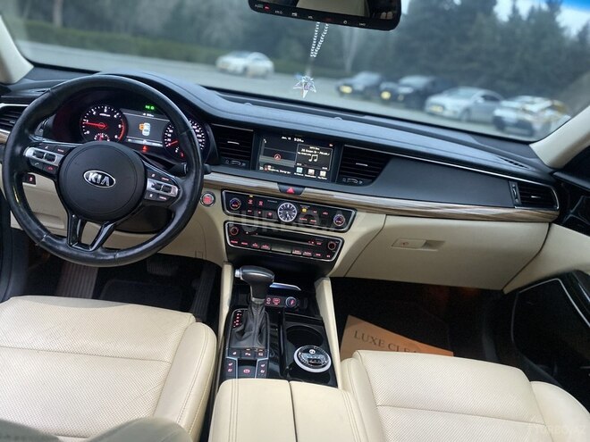 Kia K7-12