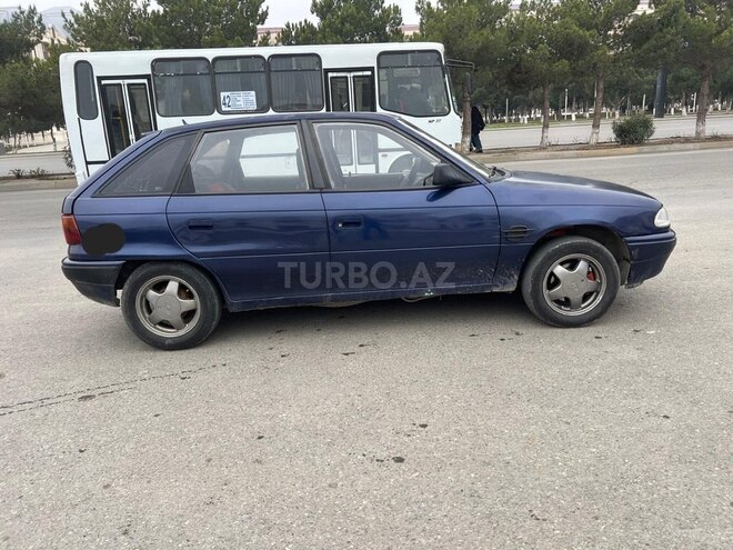 Opel Astra 1993, 571,500 km - 1.8 l - Xırdalan