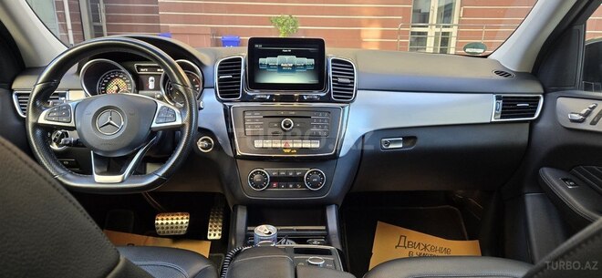 Mercedes  2017, 137,000 km - 2.2 л - Bakı