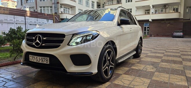 Mercedes  2017, 137,000 km - 2.2 л - Bakı