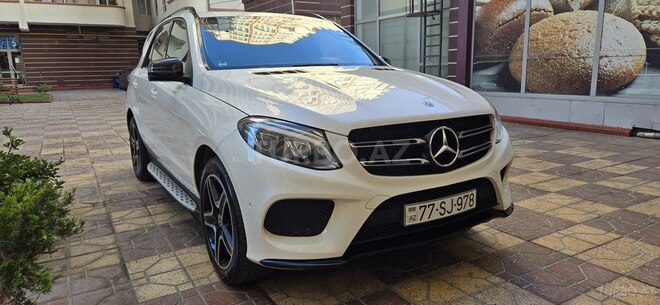 Mercedes  2017, 137,000 km - 2.2 л - Bakı