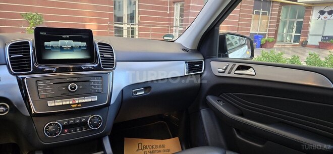 Mercedes  2017, 137,000 km - 2.2 л - Bakı