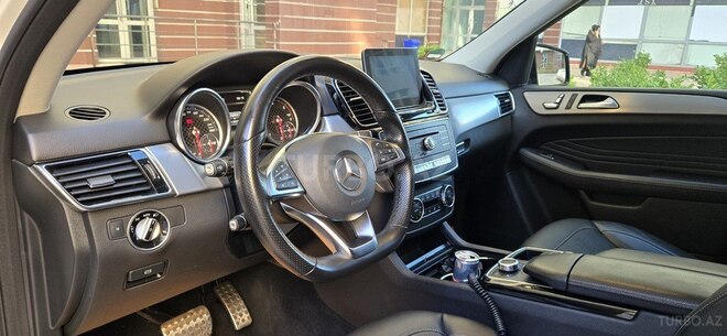 Mercedes  2017, 137,000 km - 2.2 л - Bakı