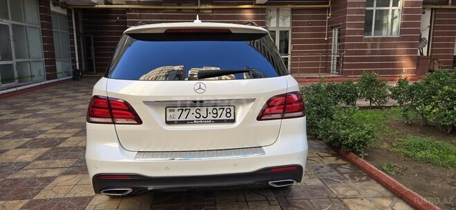 Mercedes  2017, 137,000 km - 2.2 л - Bakı