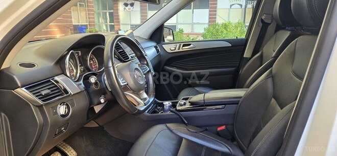 Mercedes  2017, 137,000 km - 2.2 л - Bakı