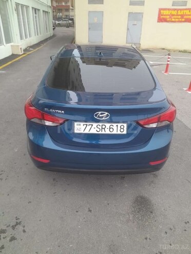 Hyundai Elantra-5