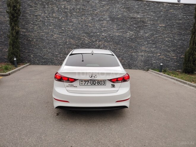 Hyundai Elantra 2018, 75,639 km - 2.0 л - 