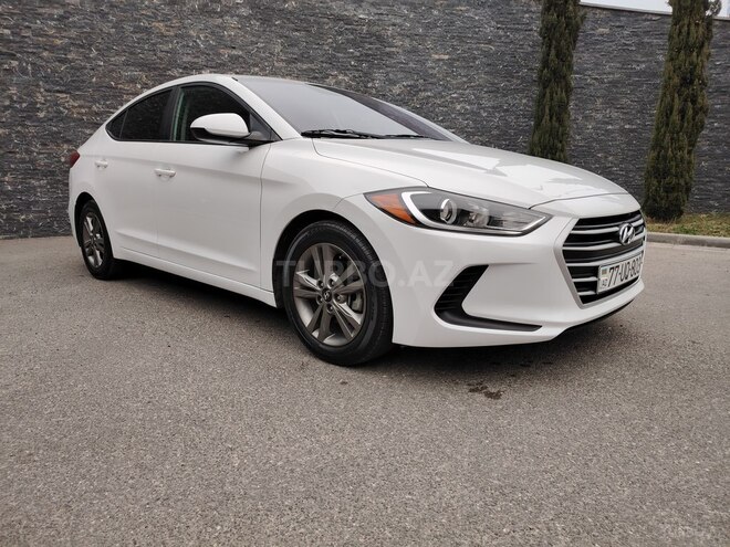 Hyundai Elantra 2018, 75,639 km - 2.0 л - 