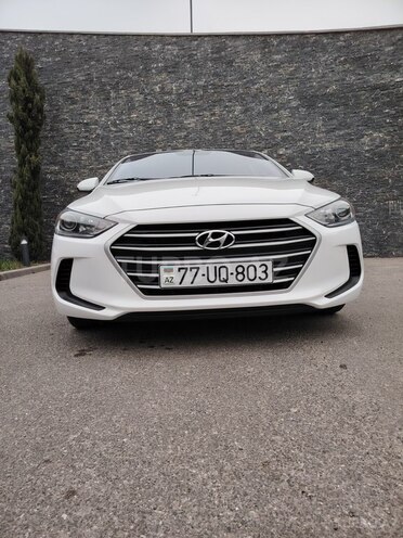 Hyundai Elantra 2018, 75,639 km - 2.0 л - 