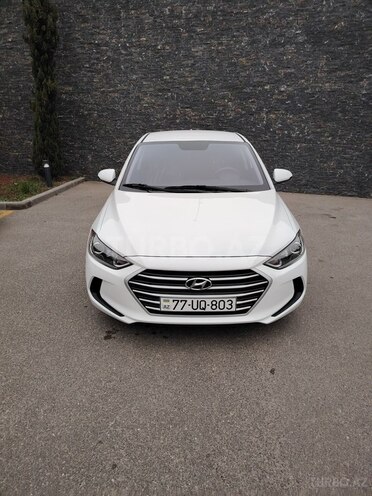 Hyundai Elantra 2018, 75,639 km - 2.0 л - 