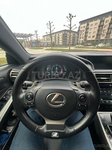 Lexus IS 350-10