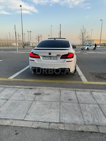 BMW 528 2015, 130,000 km - 2.0 л - Bakı
