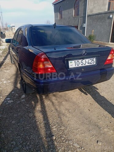 Mercedes C 180 1995, 258,000 km - 1.8 л - Tovuz