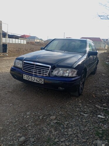 Mercedes C 180 1995, 258,000 km - 1.8 л - Tovuz