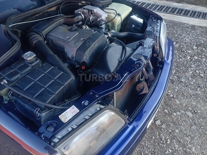 Mercedes C 180 1995, 258,000 km - 1.8 л - Tovuz