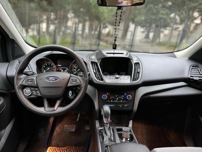 Ford Escape 2018, 88,000 km - 1.5 l - Bakı