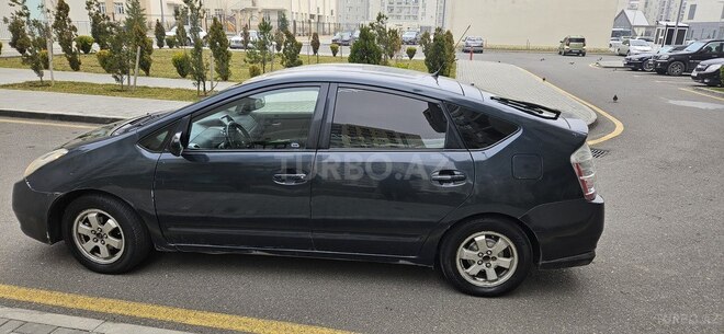 Toyota Prius 2009, 336,351 km - 1.5 l - Lənkəran