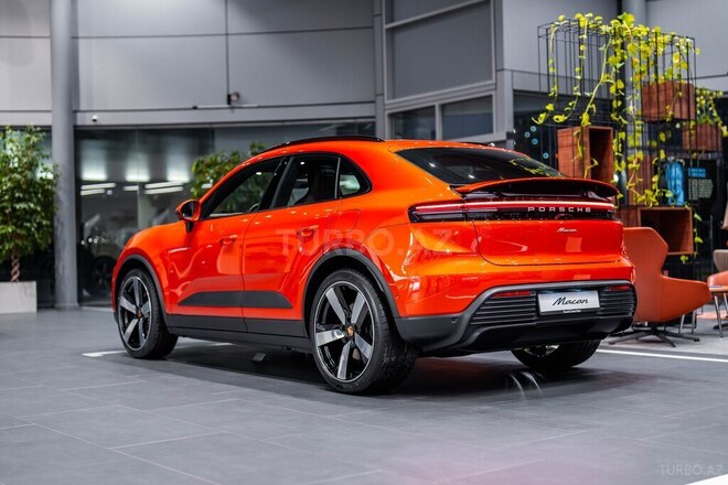 Porsche Macan-6