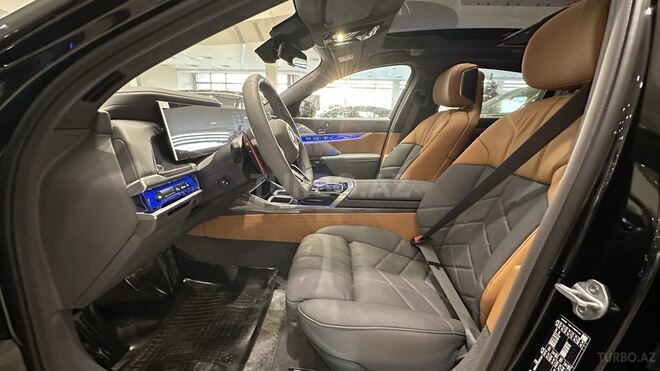 BMW 760 2024, 0 km - 3.0 l - Bakı