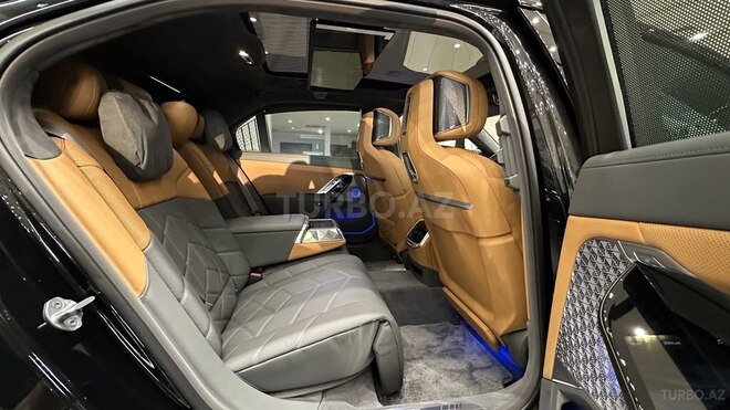 BMW 760 2024, 0 km - 3.0 l - Bakı