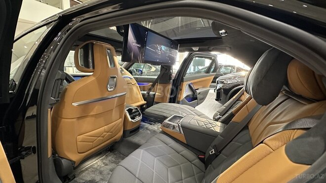 BMW 760 2024, 0 km - 3.0 l - Bakı