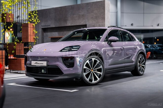 Porsche Macan-1