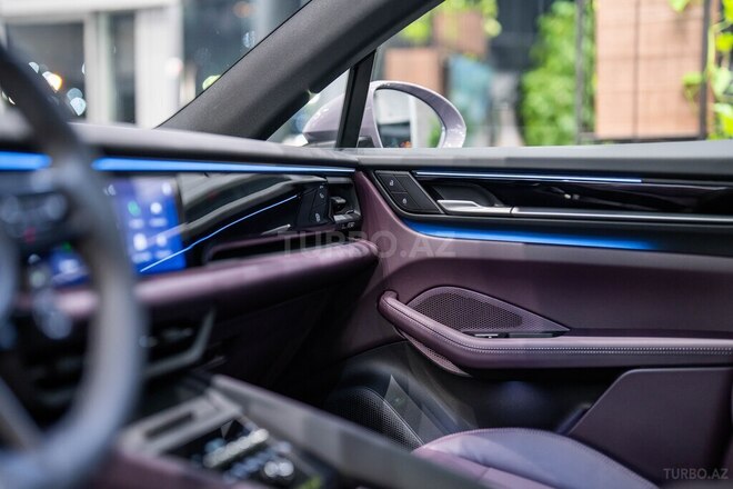 Porsche Macan-14