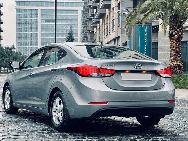 Hyundai Elantra 2015, 113,000 km - 1.8 л - Bakı