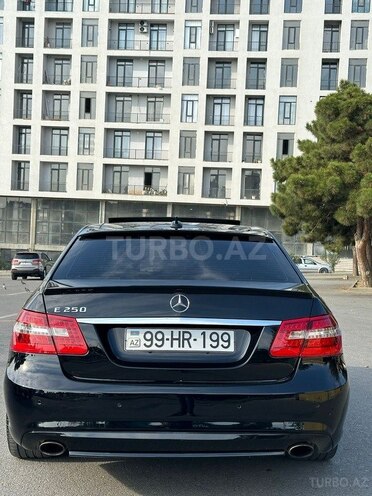Mercedes E 180 2012, 210,000 km - 1.8 l - Bakı