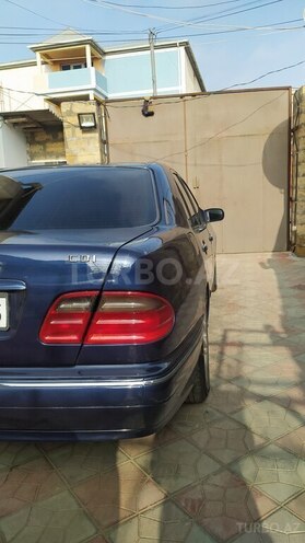 Mercedes E 220 d 1999, 400,000 km - 2.2 l - Sumqayıt